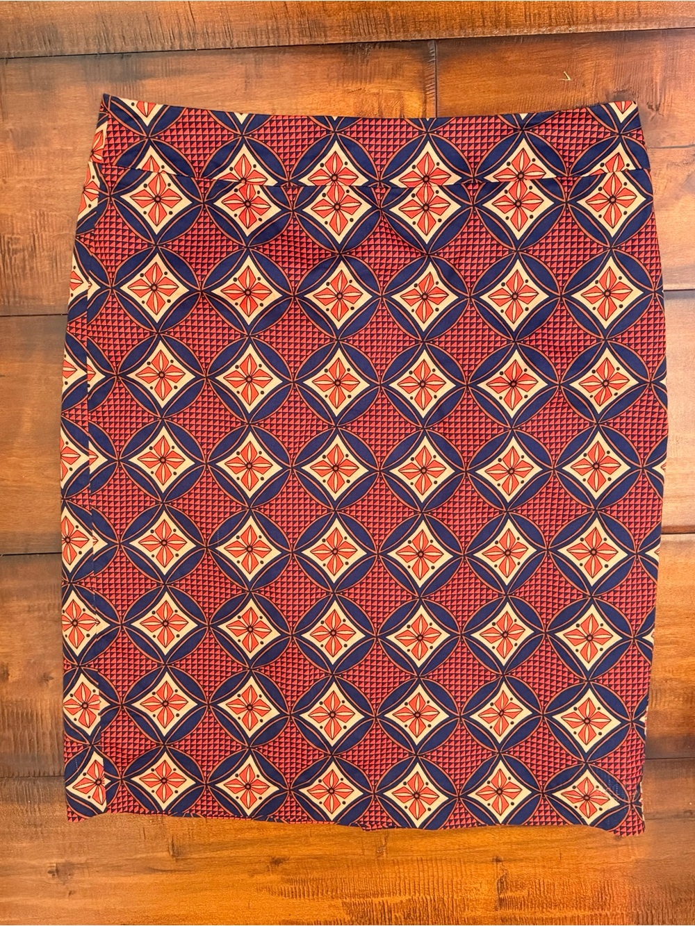 Ann Taylor Geometric Pencil Skirt in Red and Navy